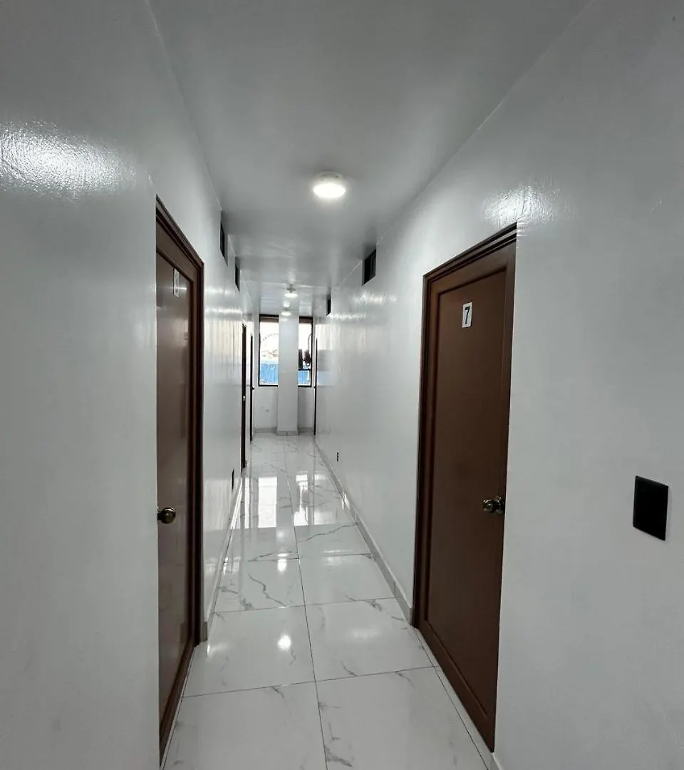 Scotland Hotel جواياكيل